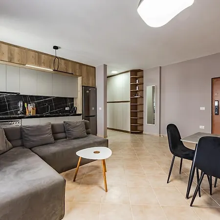 Апартаменты Coastal Living Retreat 2br In Lungomare By Pikhost